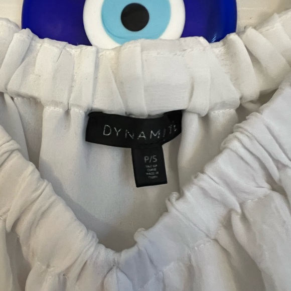 Dynamite White Ruffled Top - Picture 2 of 2